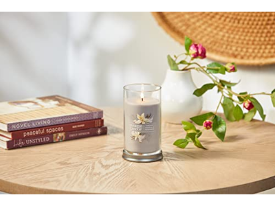 Cashmere Signature Medium Pillar Candle